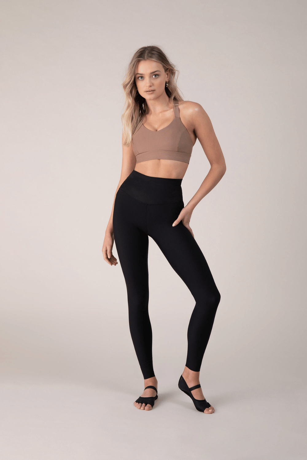 Tapered leggings sales