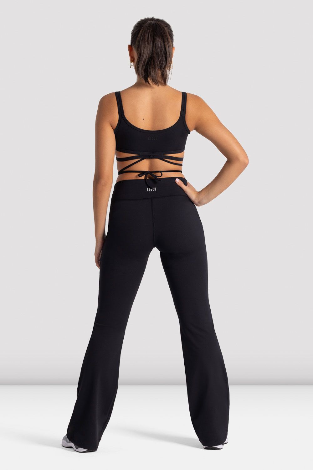 active by Crop-top Met gekruiste bandjes bestel je online active by Crop-top Met gekruiste bandjes bestel je online